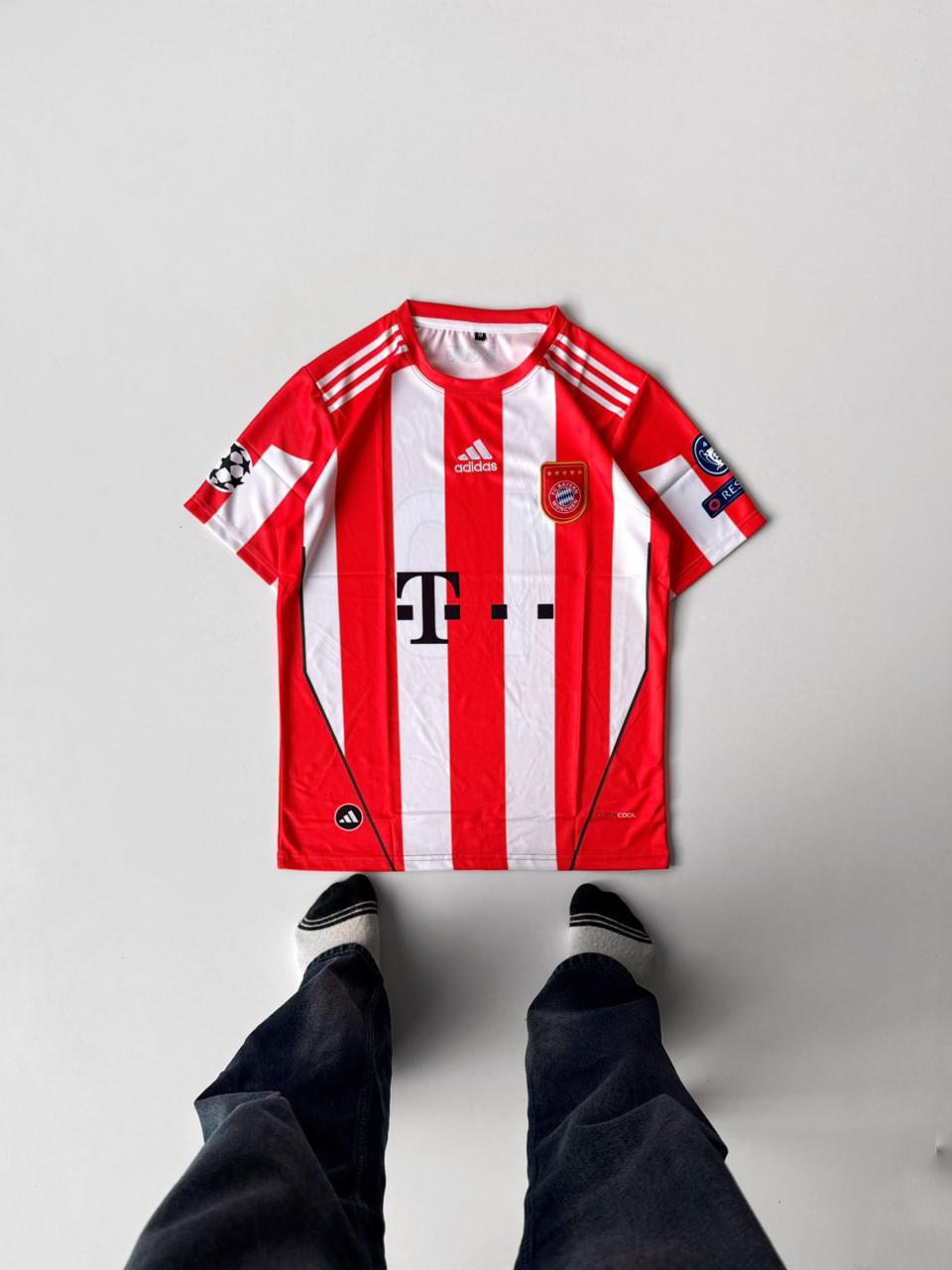 BAYERN MUNICH RETRO EMBROIDERY - ROBBEN