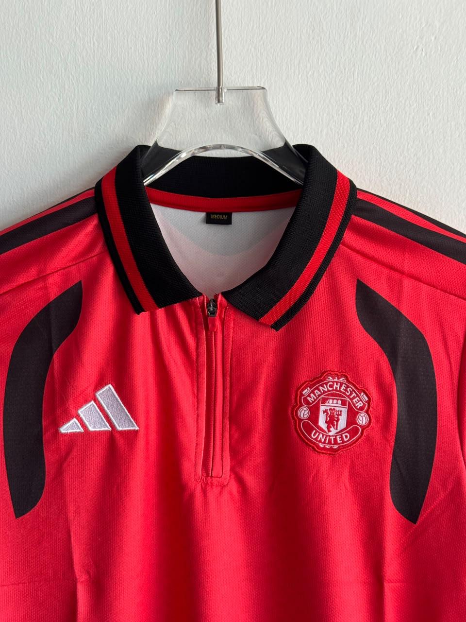 MAN UTD TRANING KIT EMBROIDERY