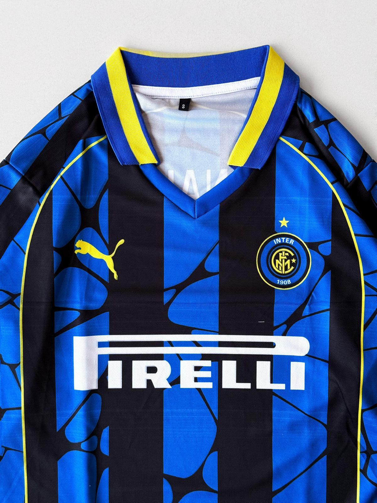 INTER MILAN RETRO SPECIAL EDITION - RONALDO