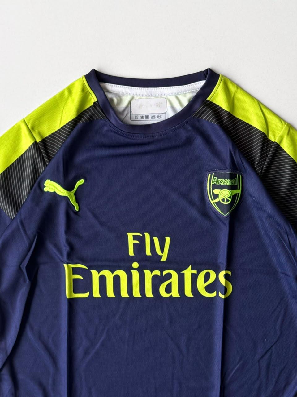 ARSENAL 2016-17 THIRD KIT - OZIL